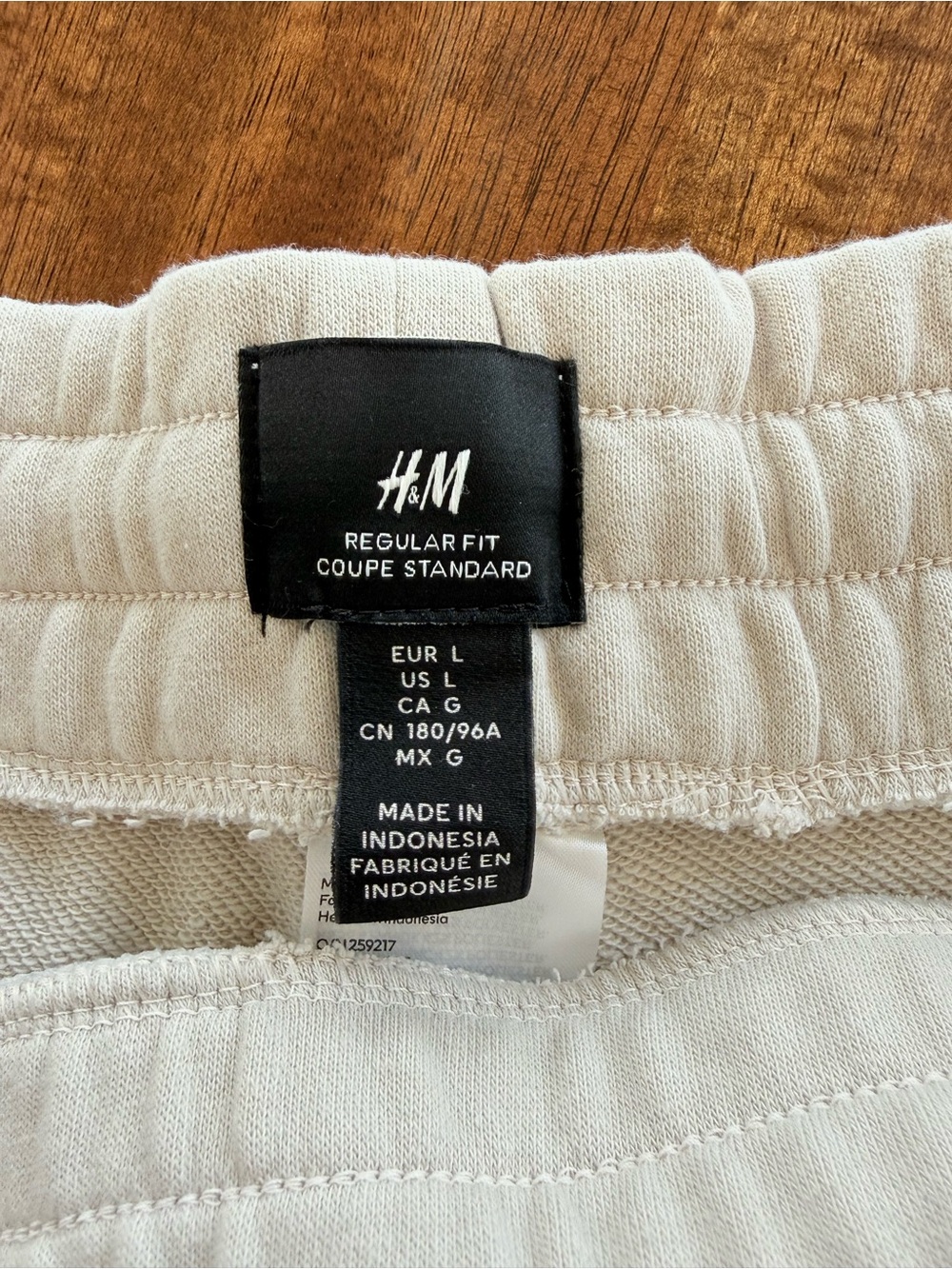 H&M Men's Drawstring Athletic Shorts - Off-White - Picture 2 of 6
